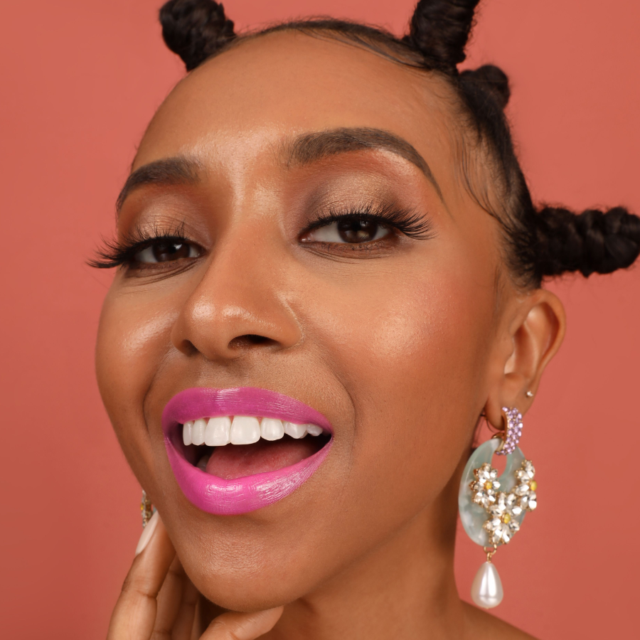 Soft Kisses Nourishing Lipstick